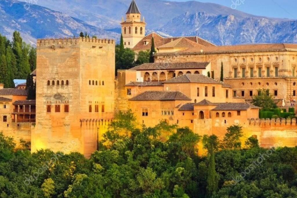 דירות Granada Center House Near By Historical Heritage מראה חיצוני תמונה